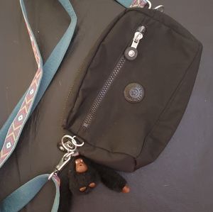 Kipling excellent condition long adjustable strap